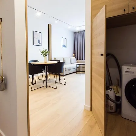 Baltic Marina Z Garazem Apartmán *