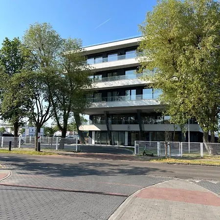 Baltic Marina Z Garazem Kołobrzeg